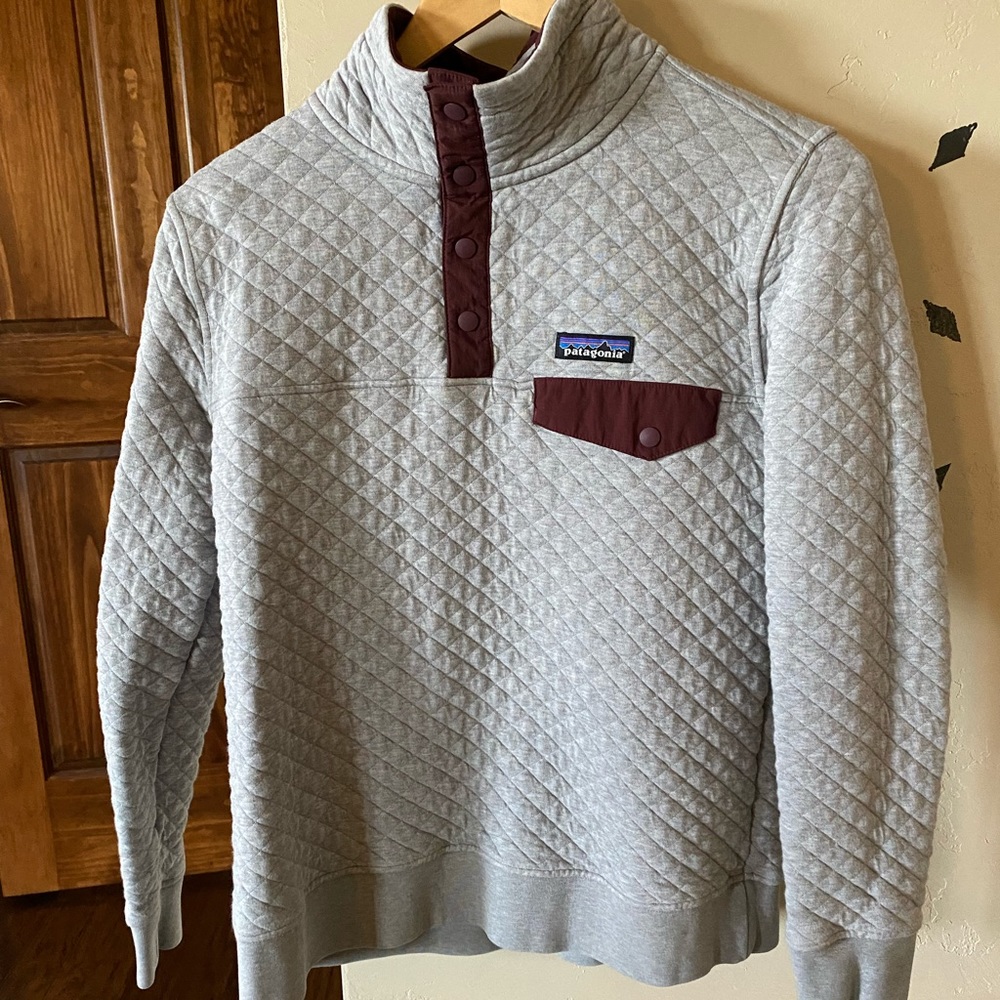Patagonia quilted pullover